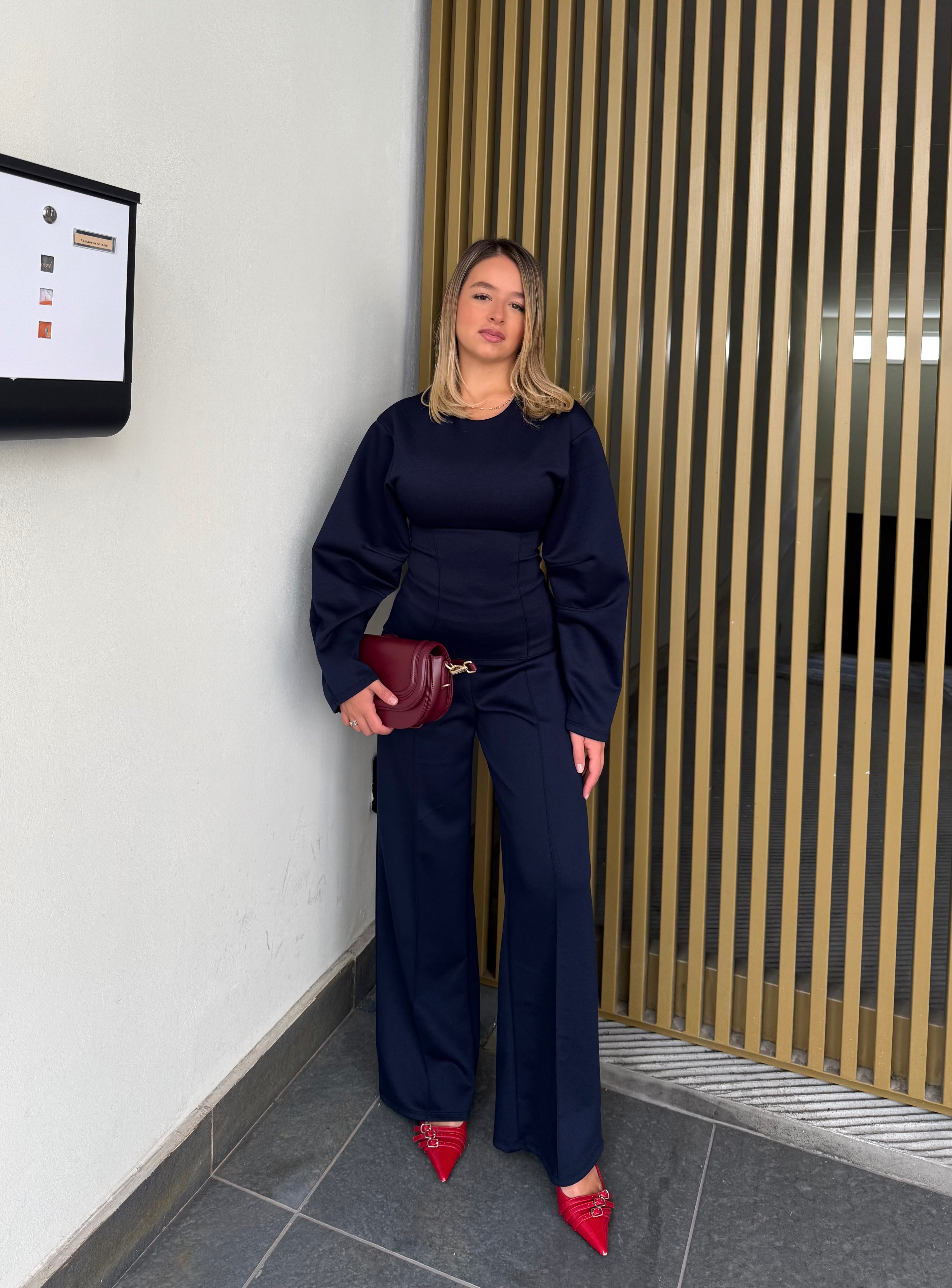 set easy chic 
